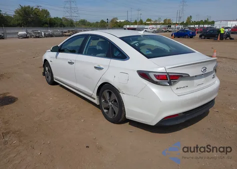 2016 Hyundai Sonata Plug-In Hybrid z USA, uszkodzony, nr VIN KMHE14L29GA021355